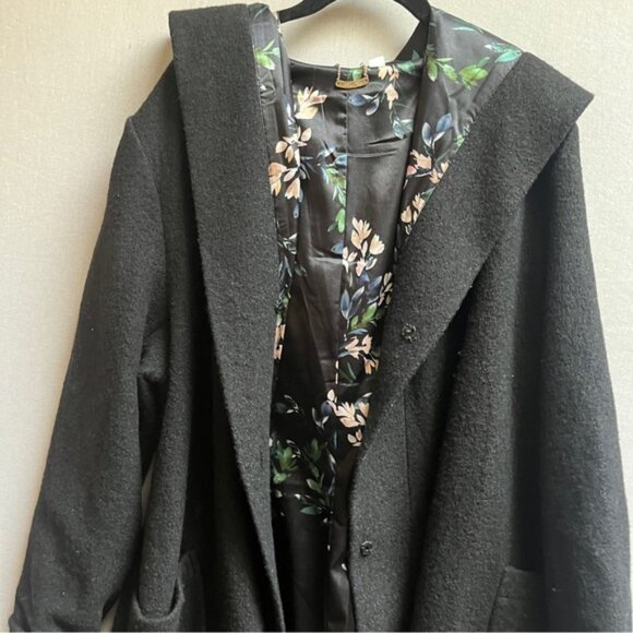 Blue Sky Black Wool Coat - Picture 6 of 11